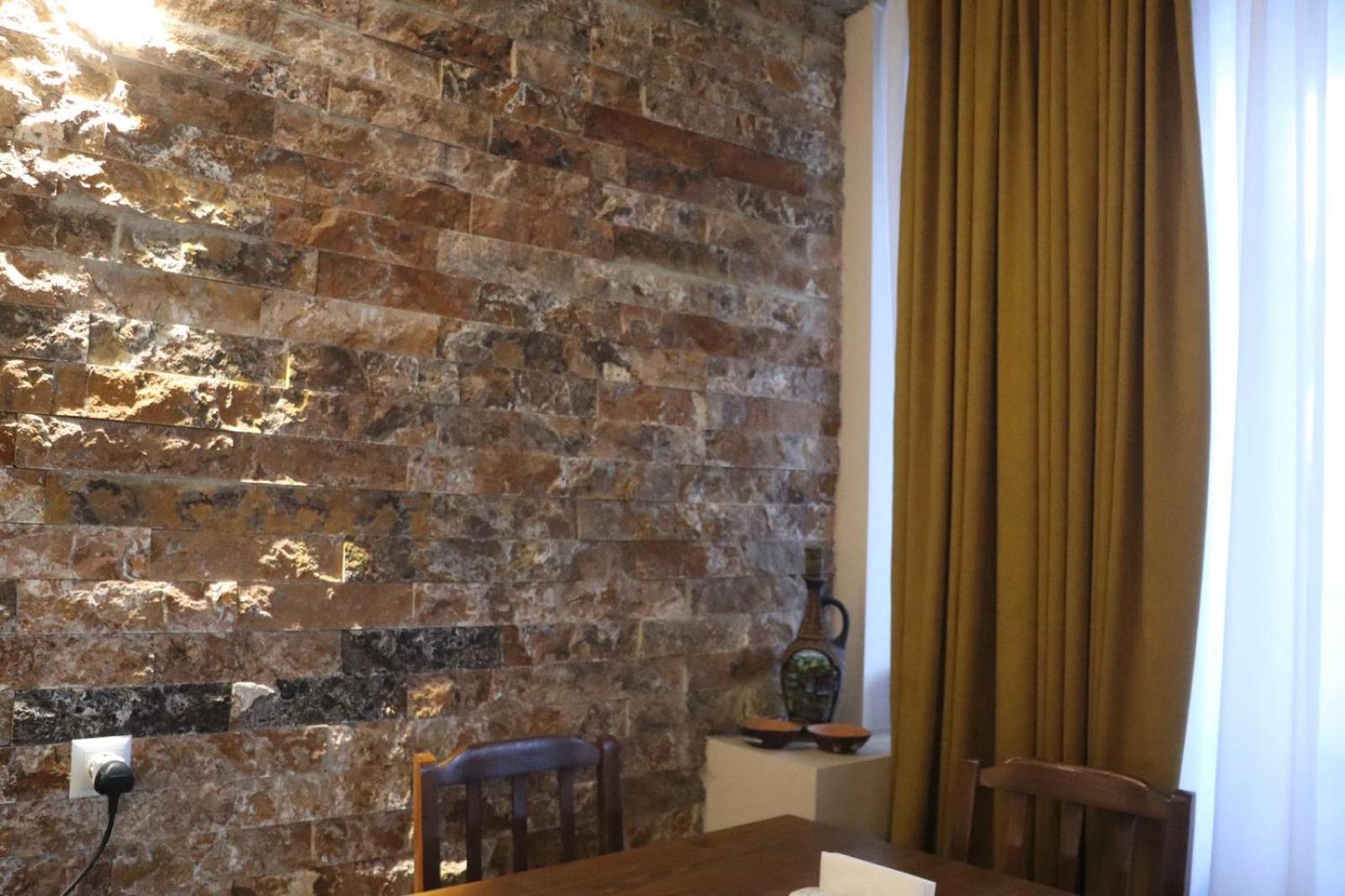 Guesthouse Relax In Kazbegi エクステリア 写真
