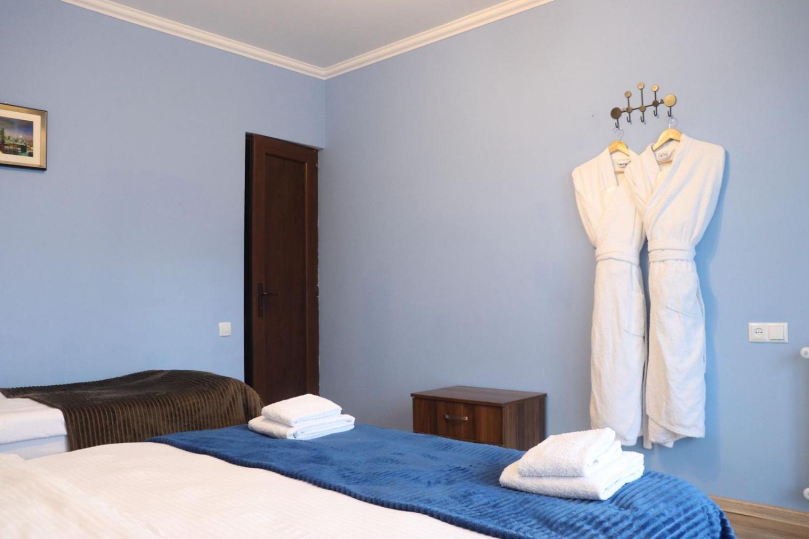 Guesthouse Relax In Kazbegi エクステリア 写真